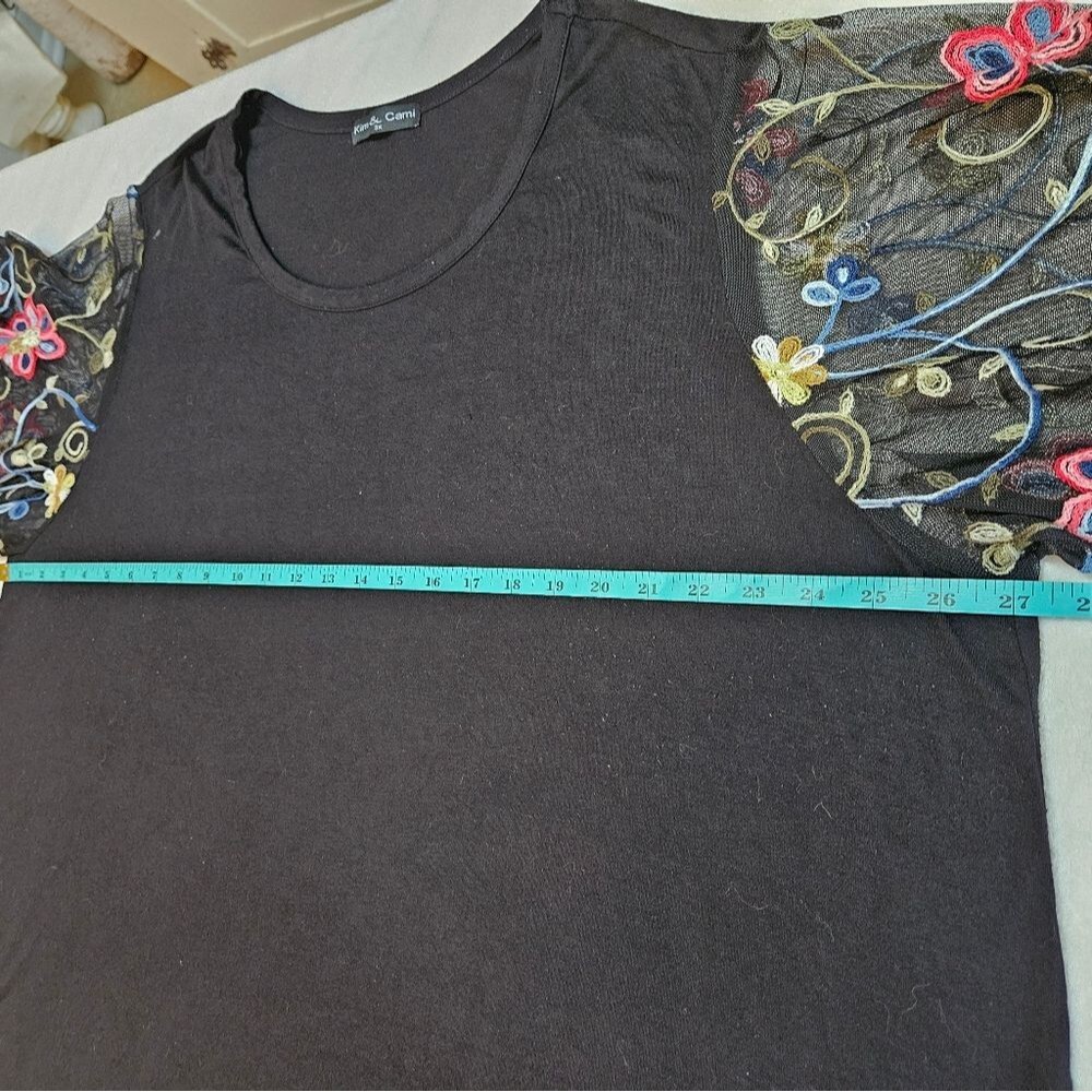 Kim & Cami Top Womens Sz 3X Black Whimsical Embroidered Floral Flutter Sleeves - Picture 11 of 15